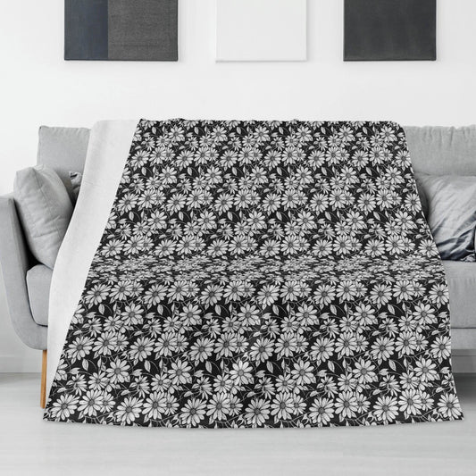 Black and White Daisys Horizontal Flannel Breathable Blanket 4 Sizes - DeRose Seasonal