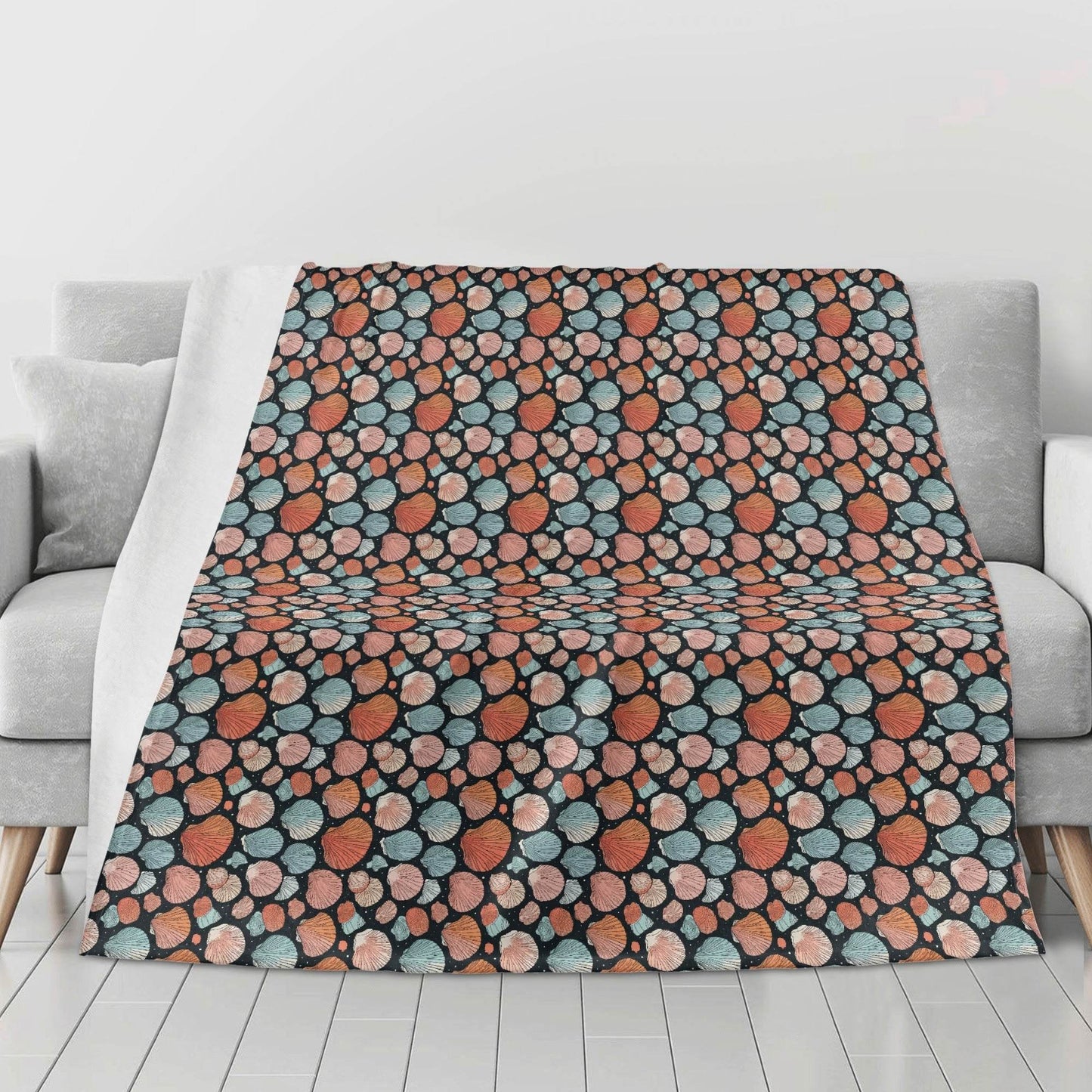 Big Shells Horizontal Flannel Breathable Blanket 4 Sizes - DeRose Seasonal