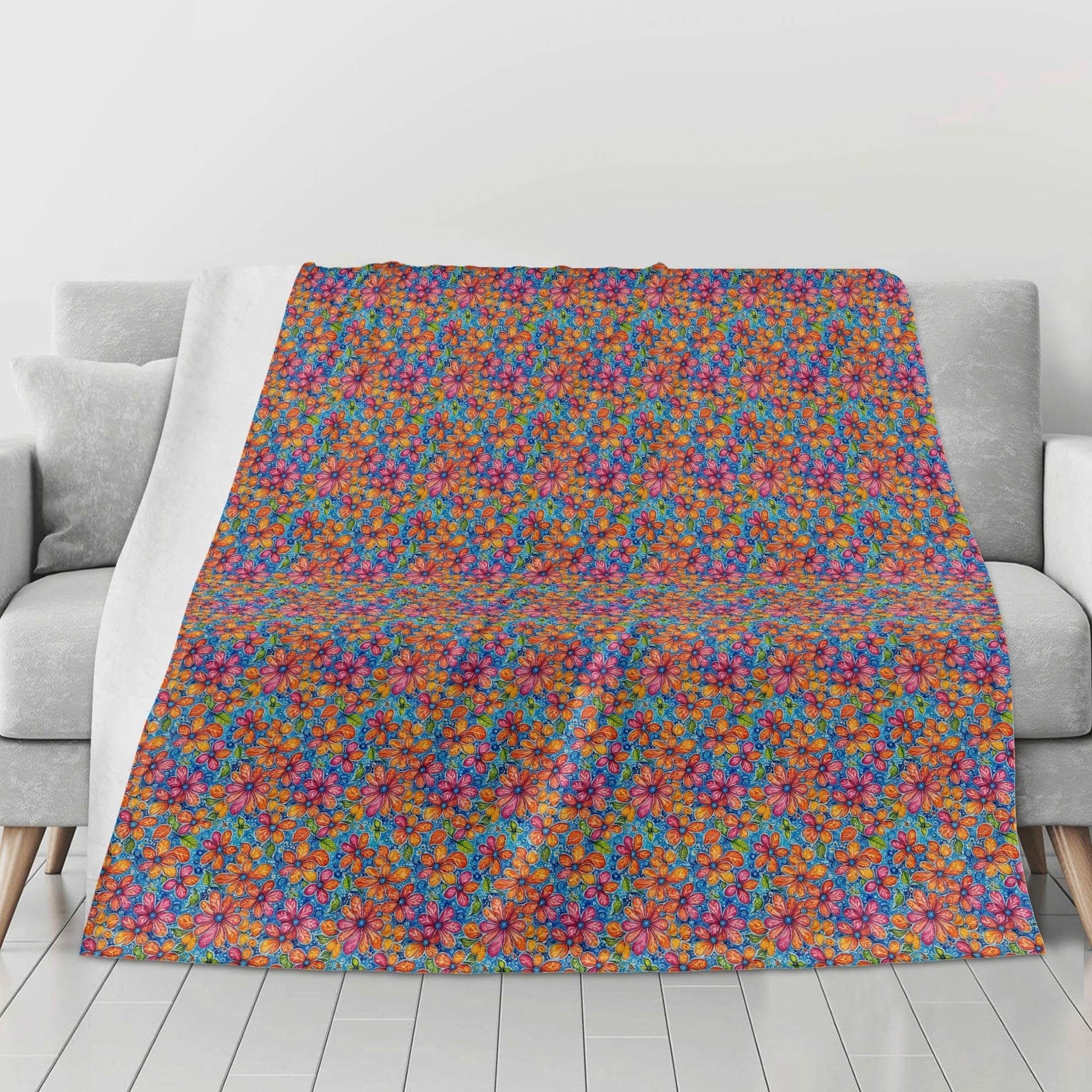 Floral Trippy Horizontal Flannel Breathable Blanket 4 Sizes - DeRose Seasonal