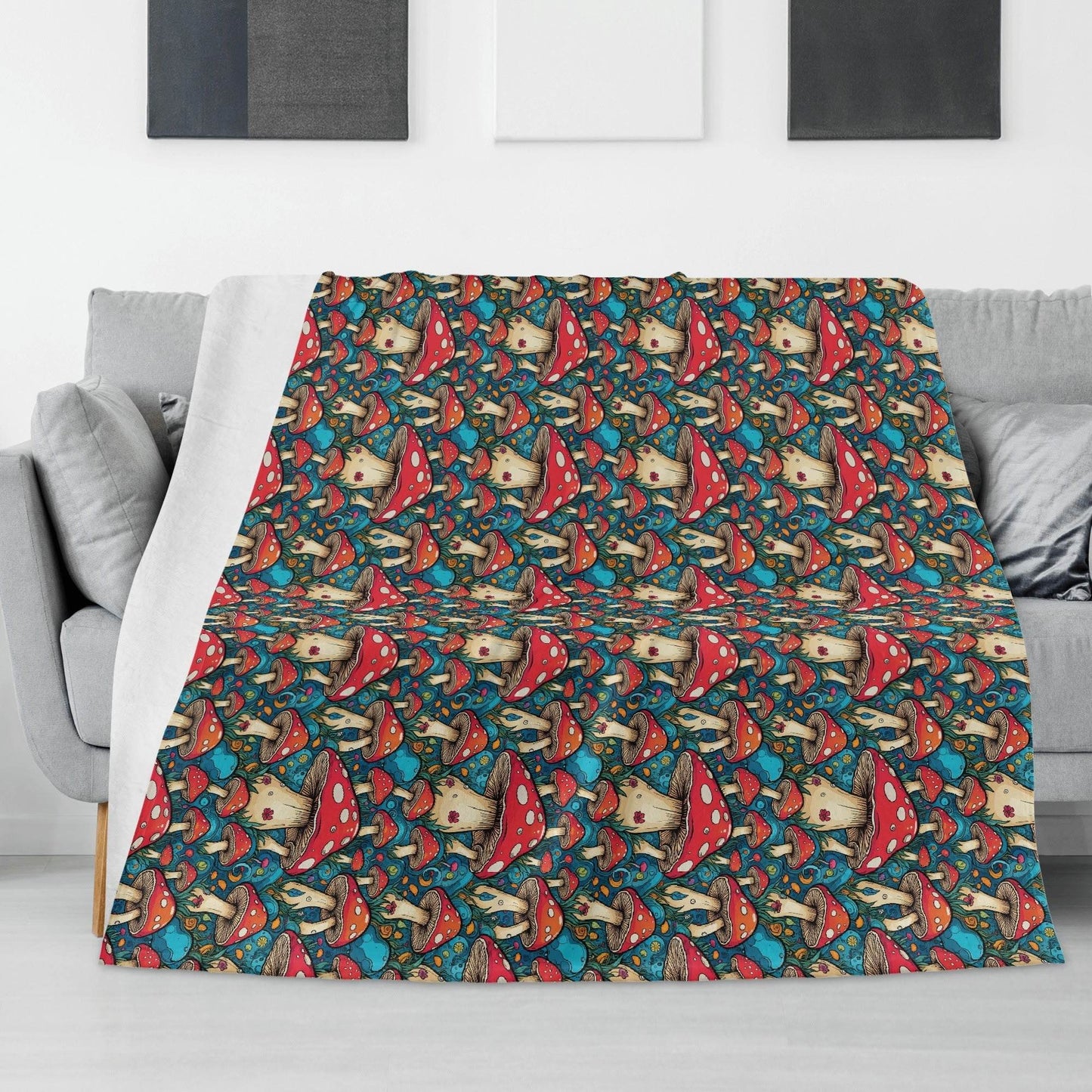 Deathcap Mushroom Horizontal Flannel Breathable Blanket 4 Sizes - DeRose Seasonal