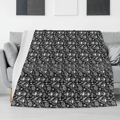 Flying Skulls Horizontal Flannel Breathable Blanket 4 Sizes - DeRose Seasonal