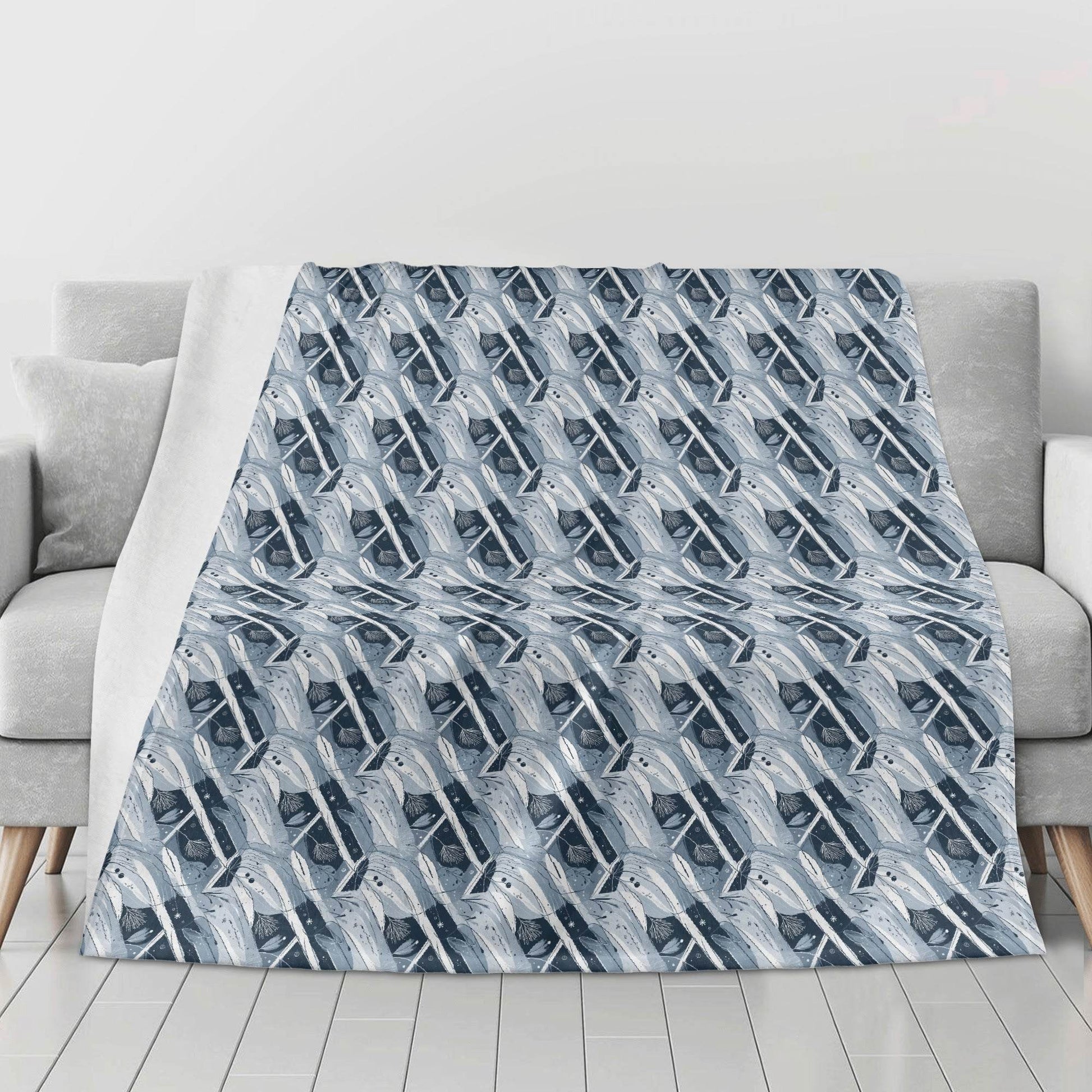 Blue Wind Horizontal Flannel Breathable Blanket 4 Sizes - DeRose Seasonal