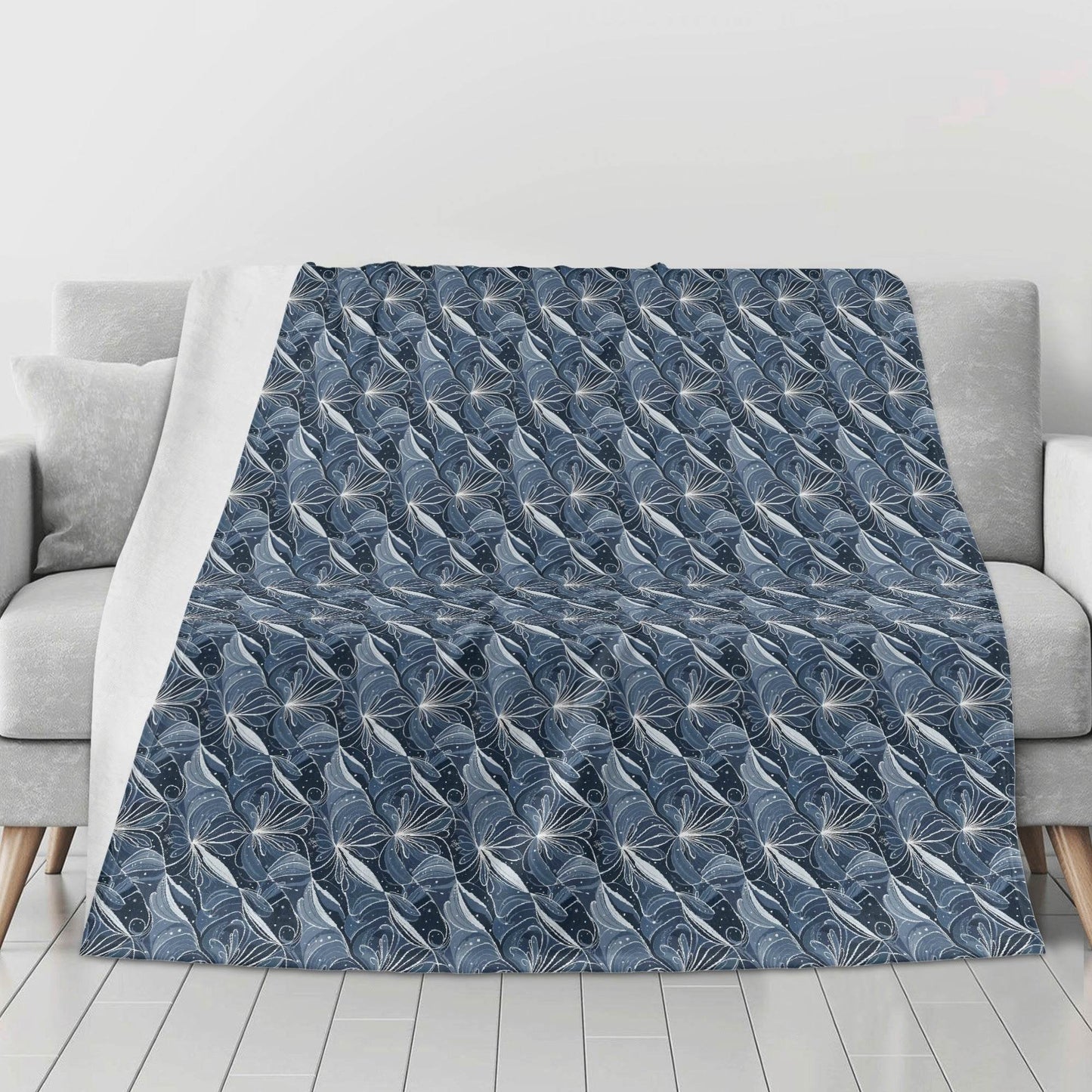 Cold Wind Horizontal Flannel Breathable Blanket 4 Sizes - DeRose Seasonal