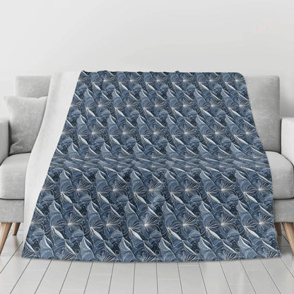 Cold Wind Horizontal Flannel Breathable Blanket 4 Sizes - DeRose Seasonal