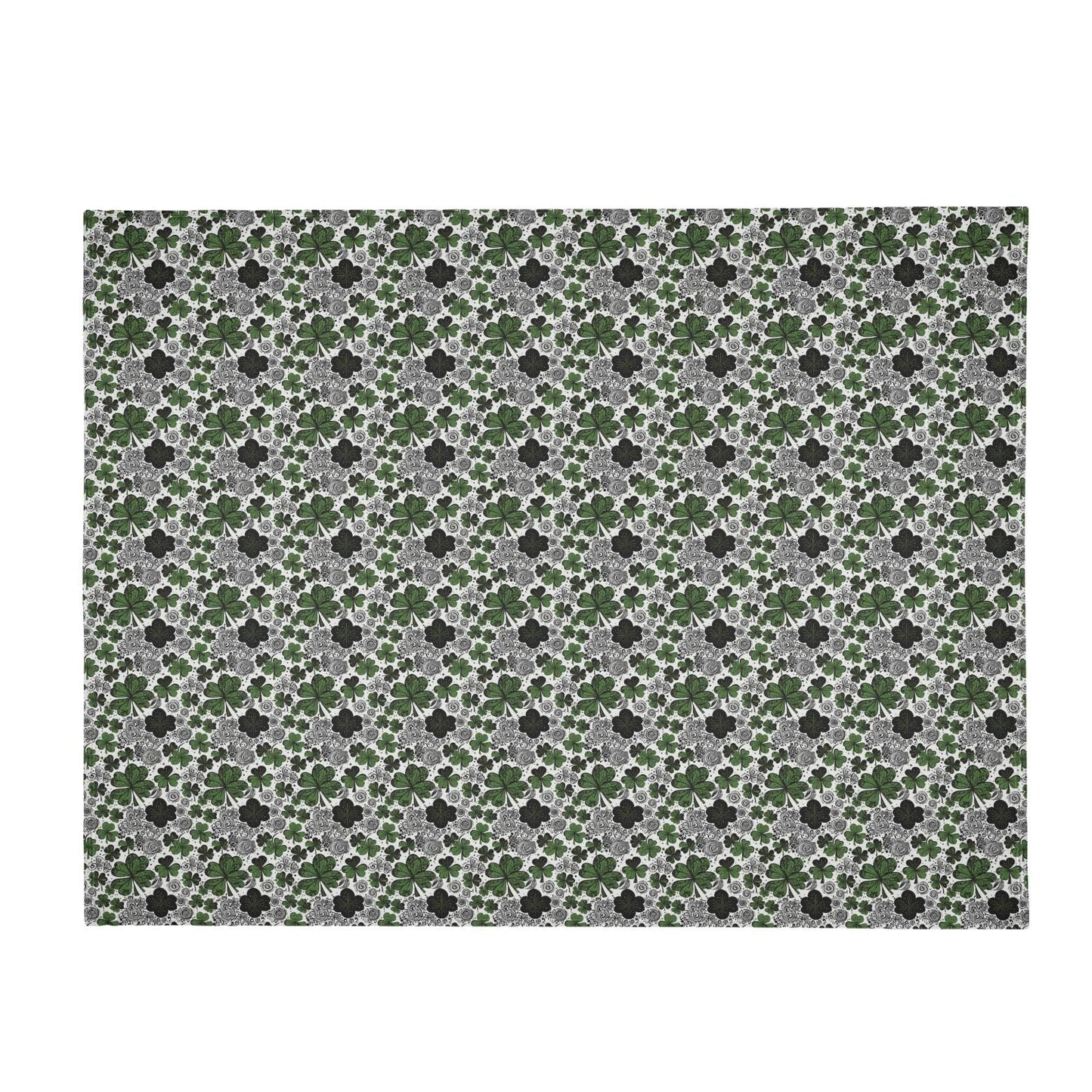 Scribbled Clovers Horizontal Flannel Breathable Blanket 4 Sizes - DeRose Seasonal