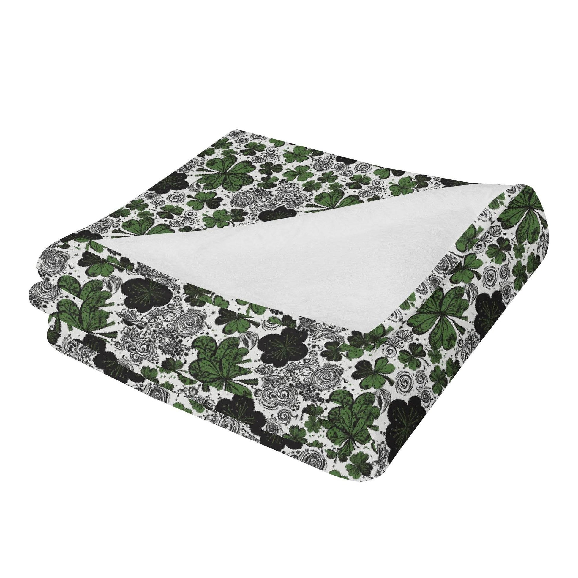 Scribbled Clovers Horizontal Flannel Breathable Blanket 4 Sizes - DeRose Seasonal