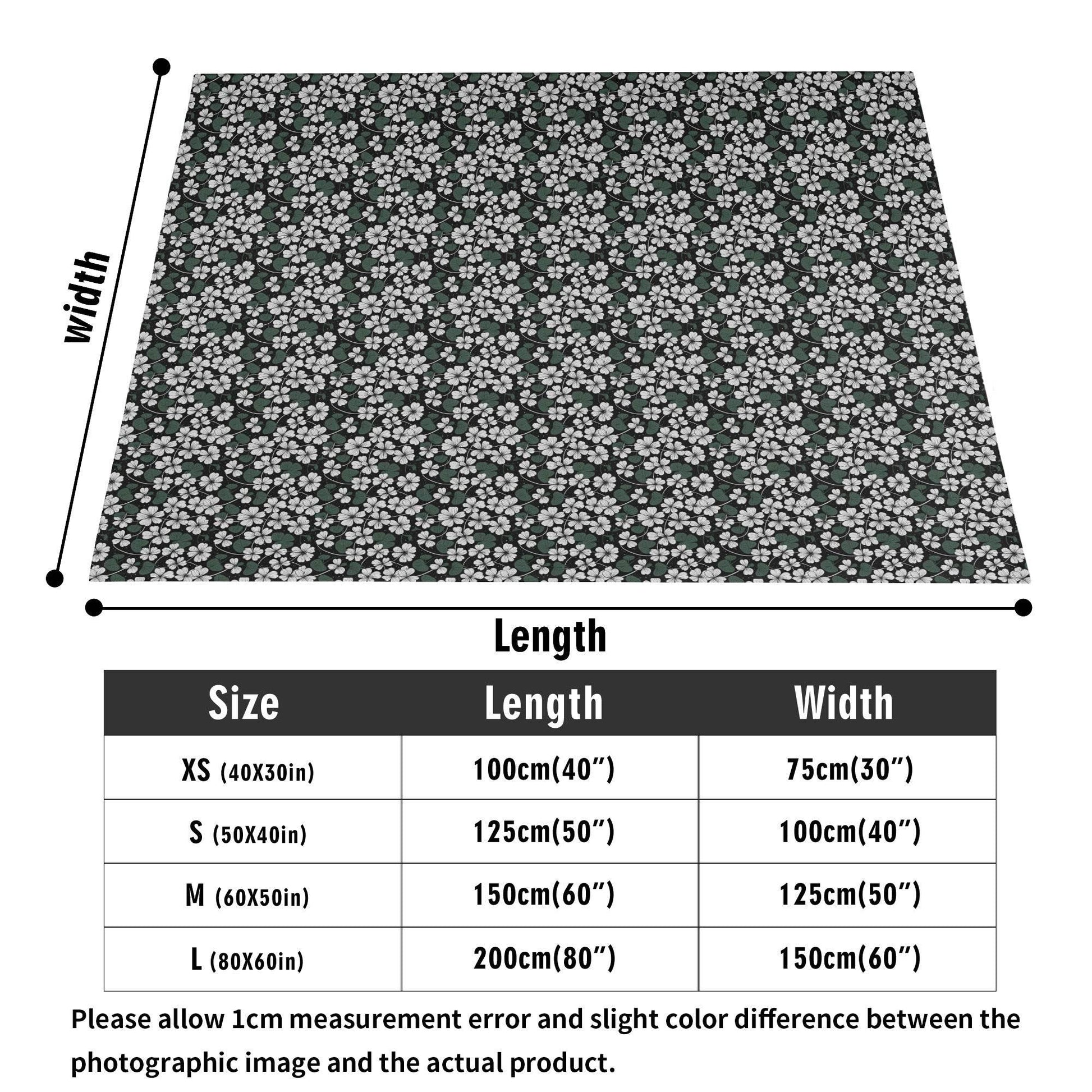 White Clovers Horizontal Flannel Breathable Blanket 4 Sizes - DeRose Seasonal