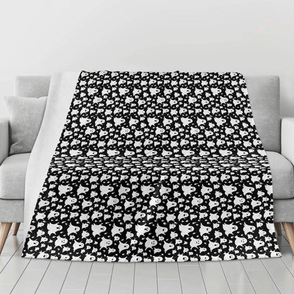 Spooky Ghost Horizontal Flannel Breathable Blanket 4 Sizes - DeRose Seasonal