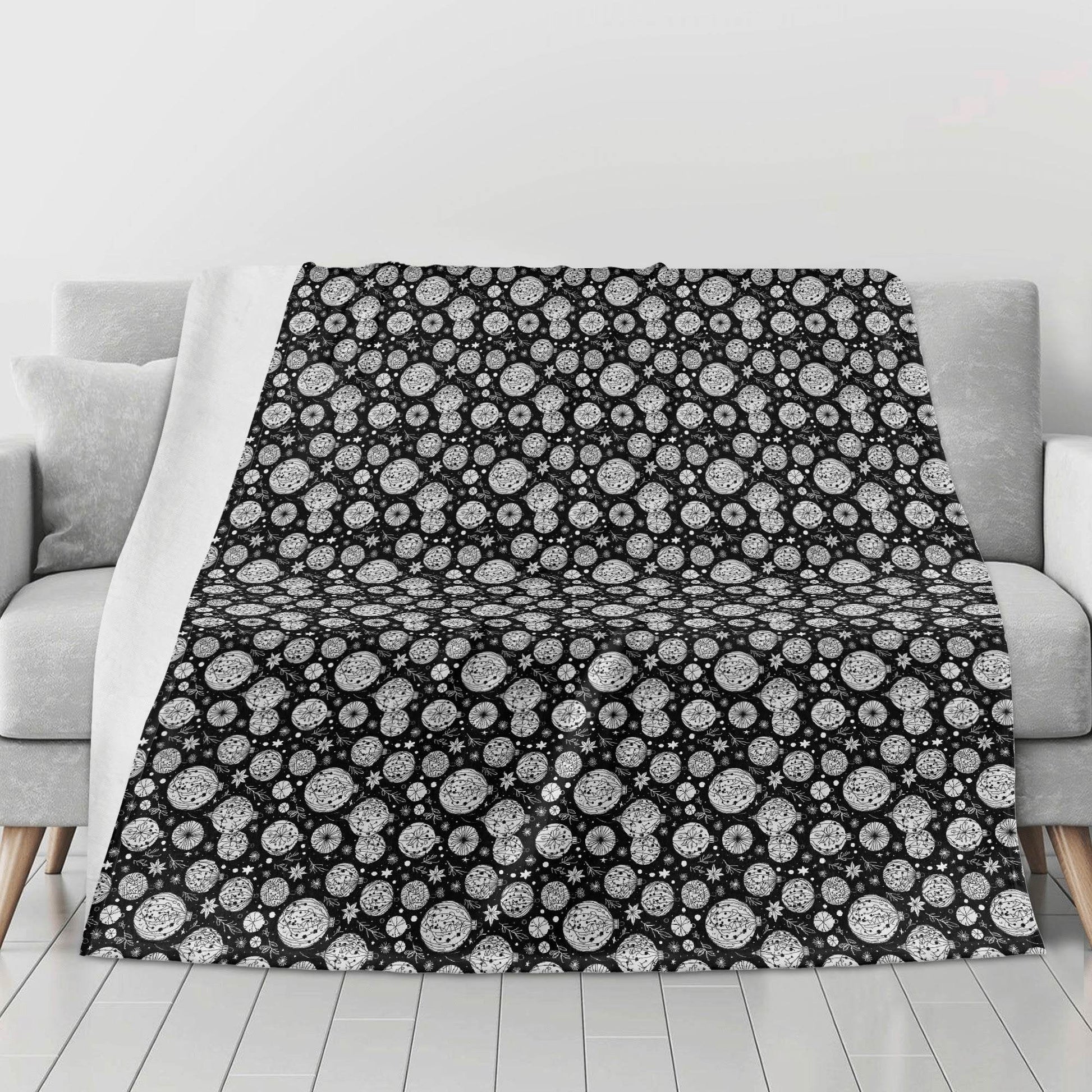 Black and White Ornament Horizontal Flannel Breathable Blanket 4 Sizes - DeRose Seasonal