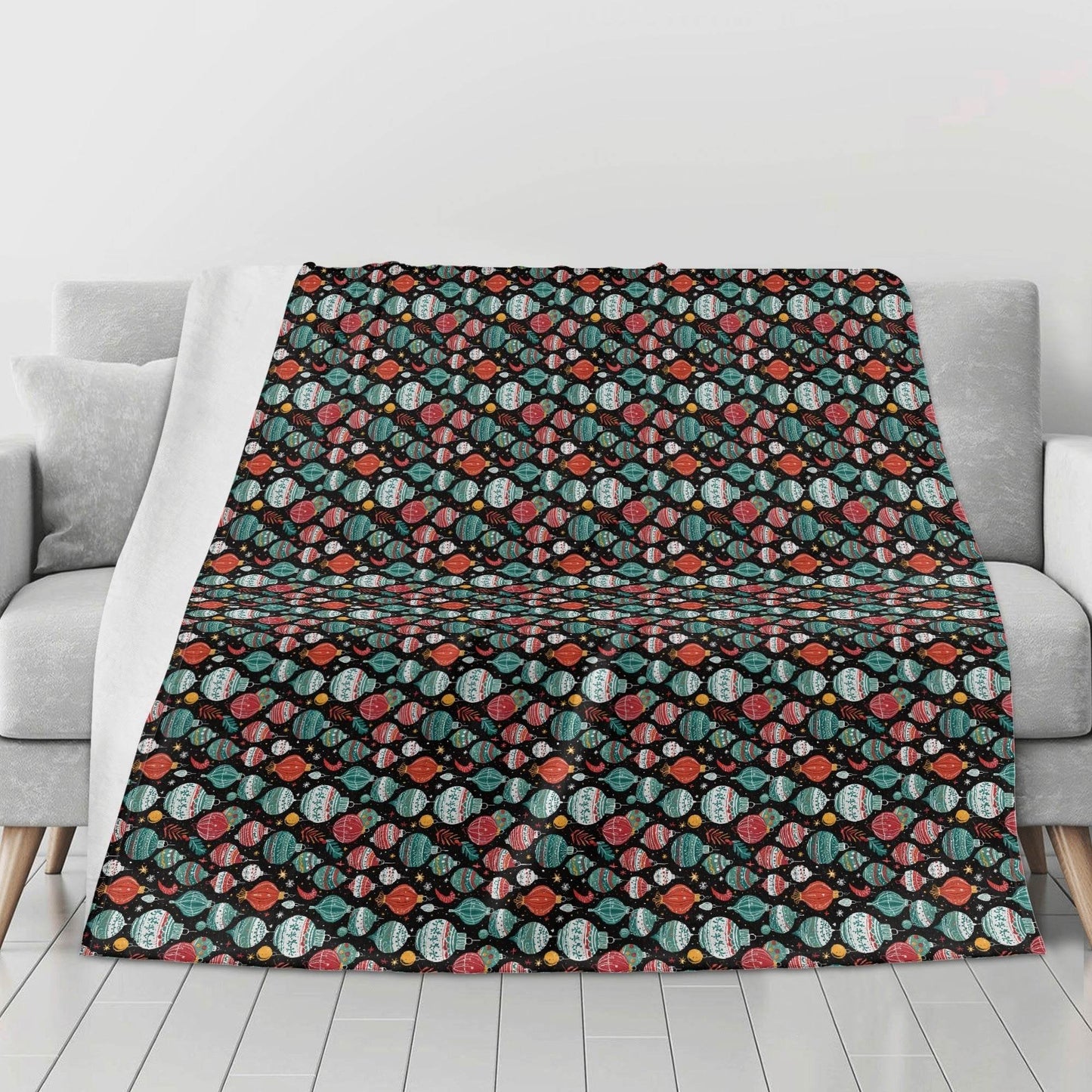 Big Ornaments Horizontal Flannel Breathable Blanket 4 Sizes - DeRose Seasonal