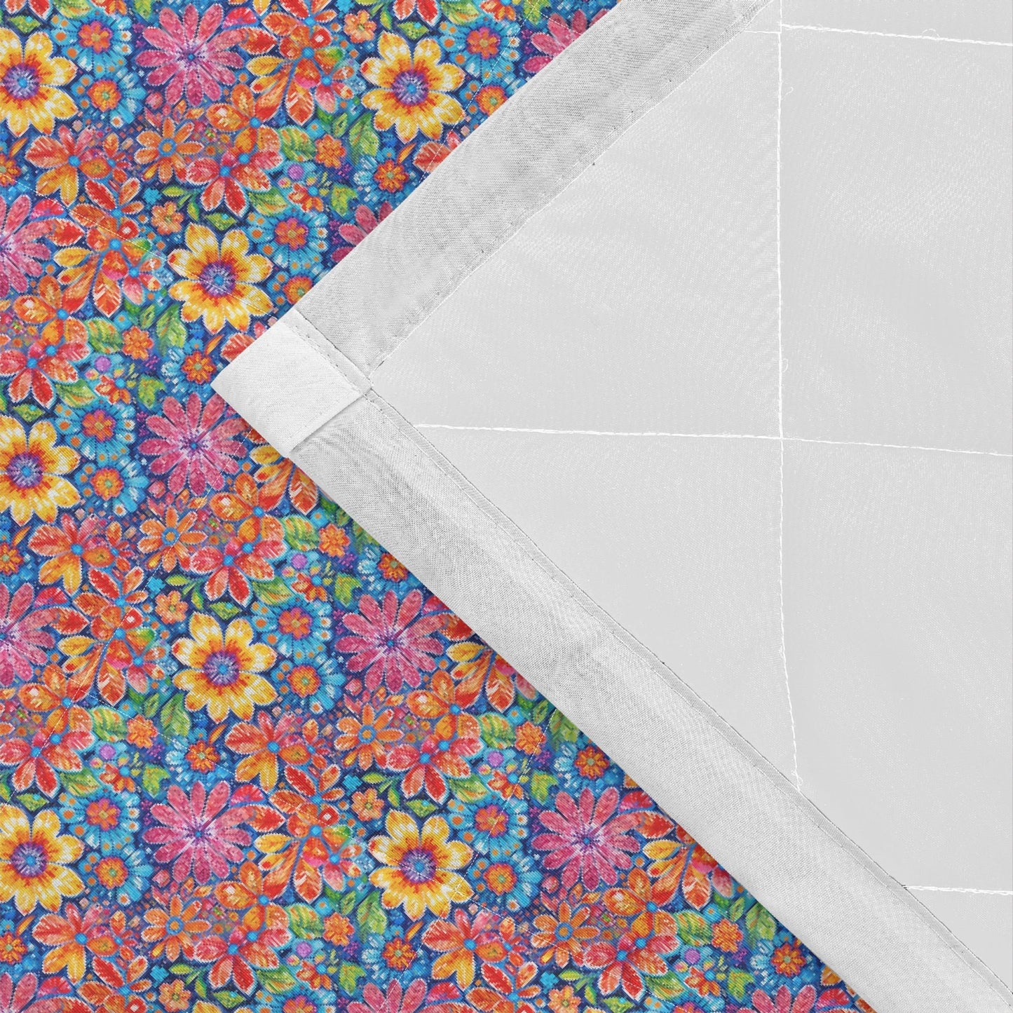 Groovy Flowers Quilt Bedding Set - DeRose Seasonal