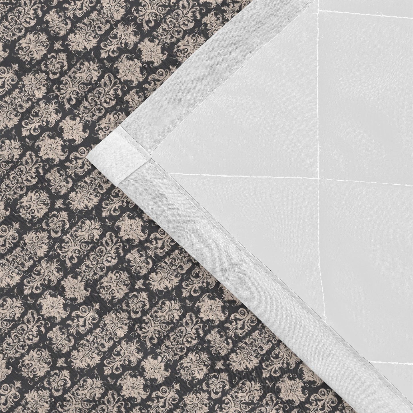 Gothic Emblem Quilt Bedding Set - DeRose Seasonal