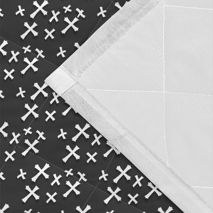 Little Crosses Quilt Bedding Set - DeRose Seasonal