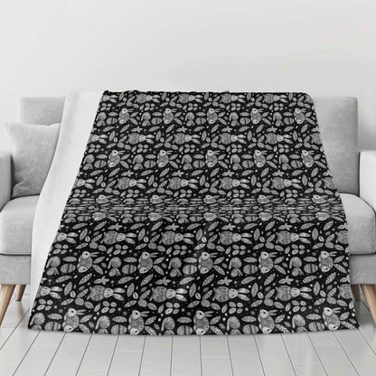 Abstract Bunny Flannel Breathable Blanket 4 Sizes - DeRose Seasonal