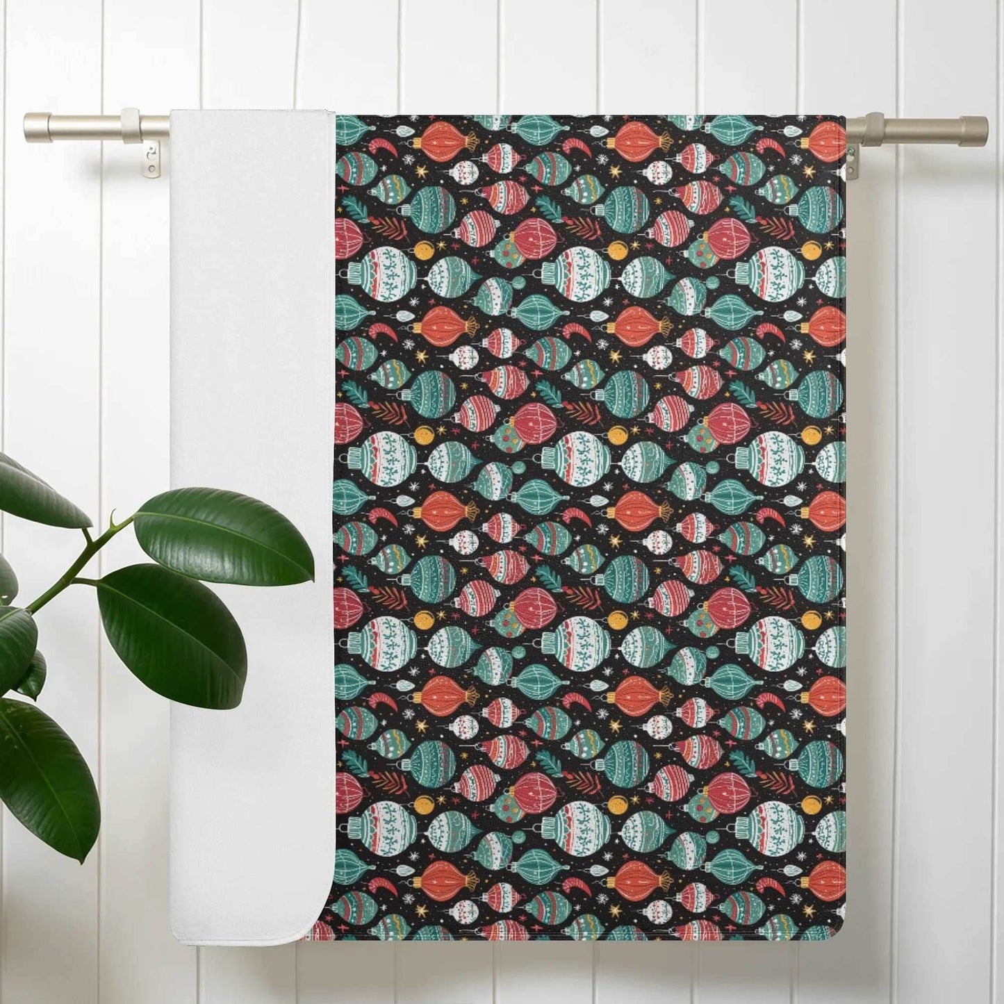 Big Ornament Bath Towel - DeRose Seasonal