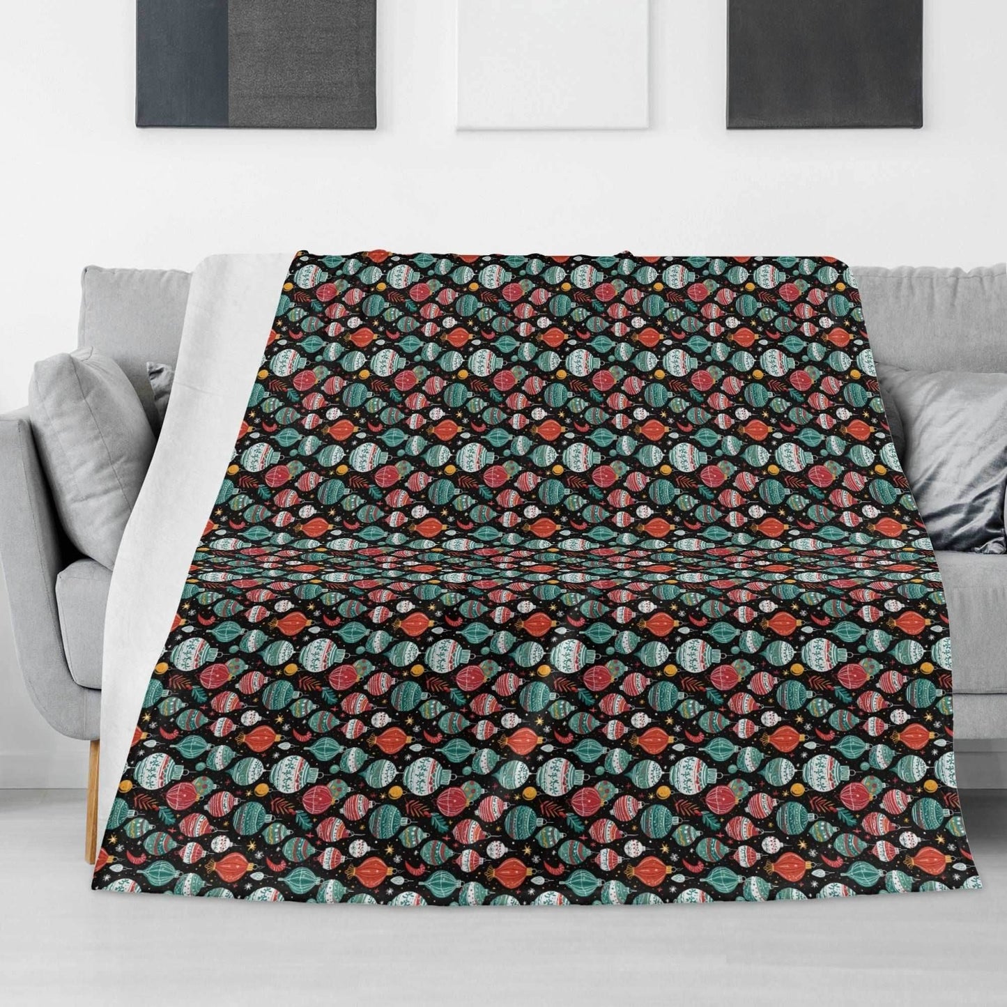 Big Ornament Flannel Breathable Blanket 4 Sizes - DeRose Seasonal
