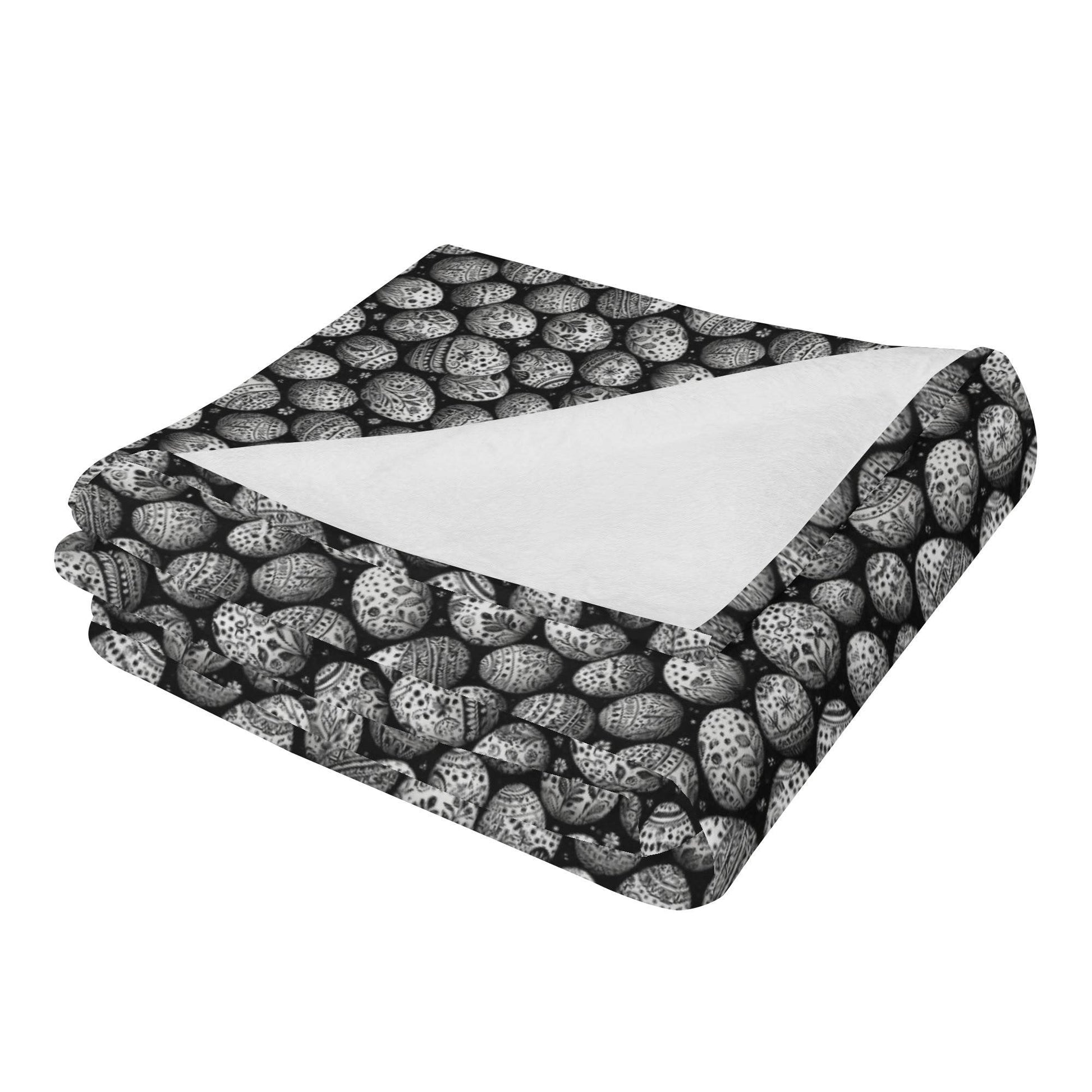 Black and White Egg Flannel Breathable Blanket 4 Sizes - DeRose Seasonal