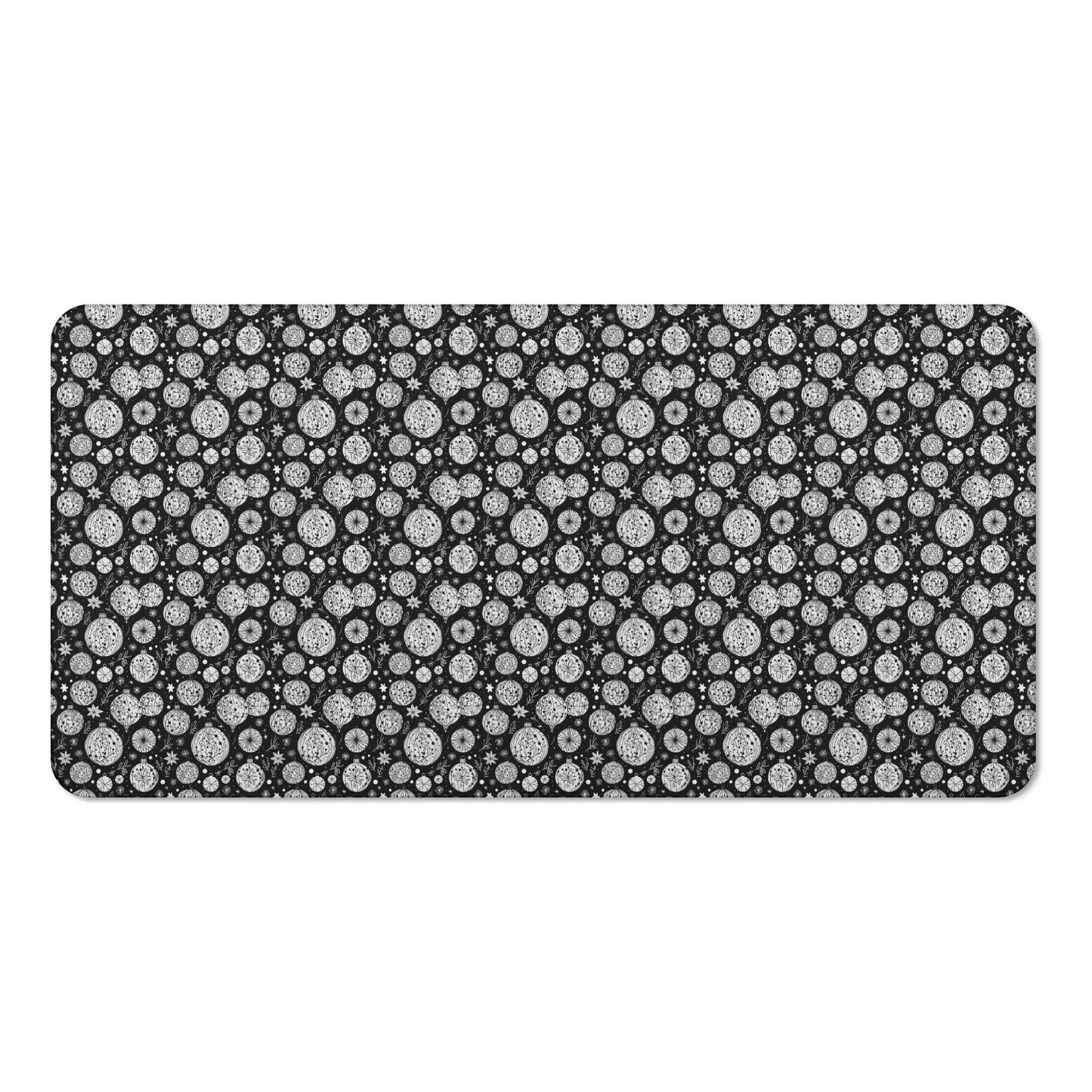 Black and White Ornament Bath Towel - DeRose Seasonal
