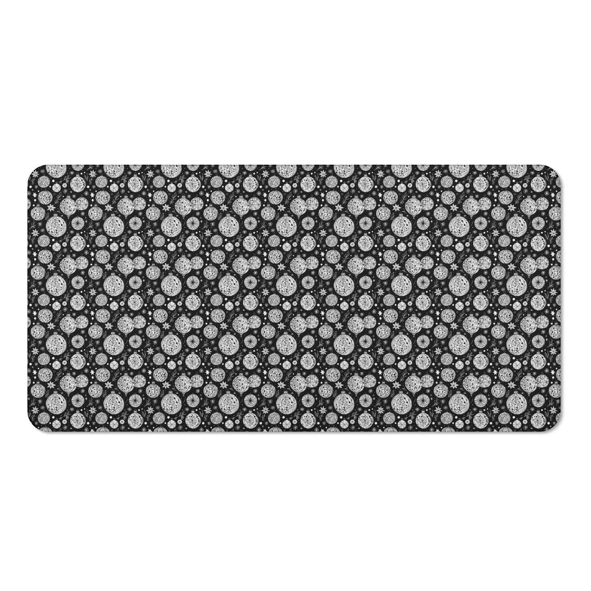 Black and White Ornament Bath Towel - DeRose Seasonal