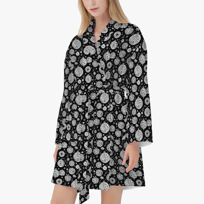 Black and White Ornament Women's Loose-fitting Bathrobe - DeRose Seasonal