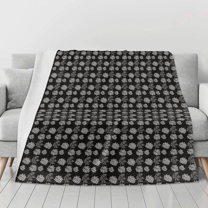 Black and White Pine Flannel Breathable Blanket 4 Sizes - DeRose Seasonal