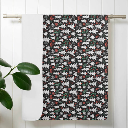 Christmas Tree Bath Towel - DeRose Seasonal