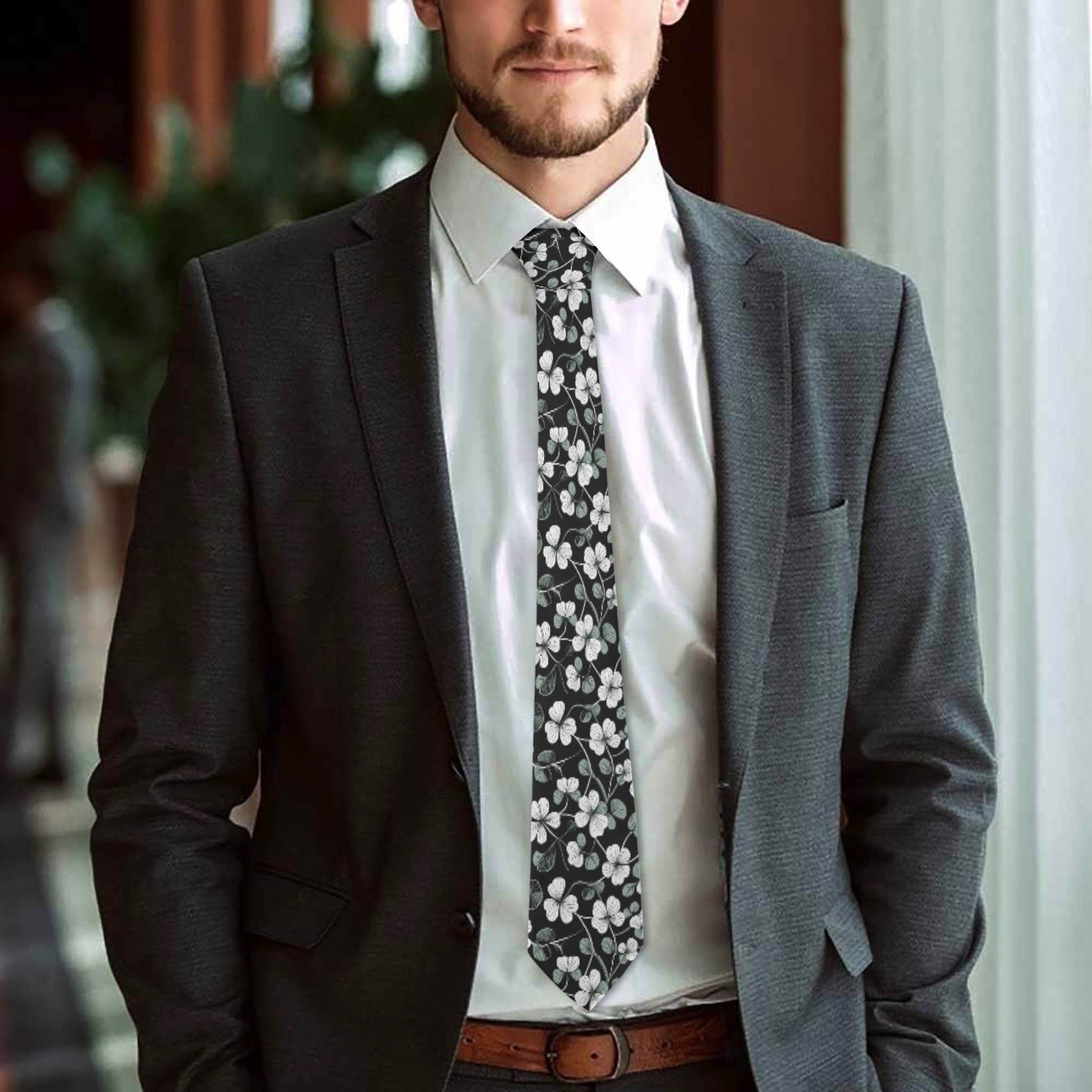 White and Green Clovers Necktie - DeRose Seasonal