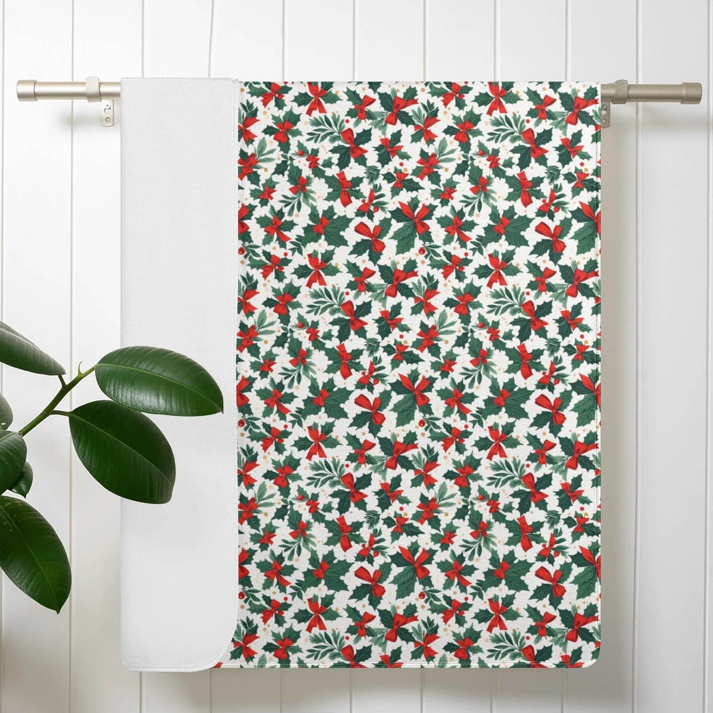 Holly Bow Bath Towel - DeRose Seasonal