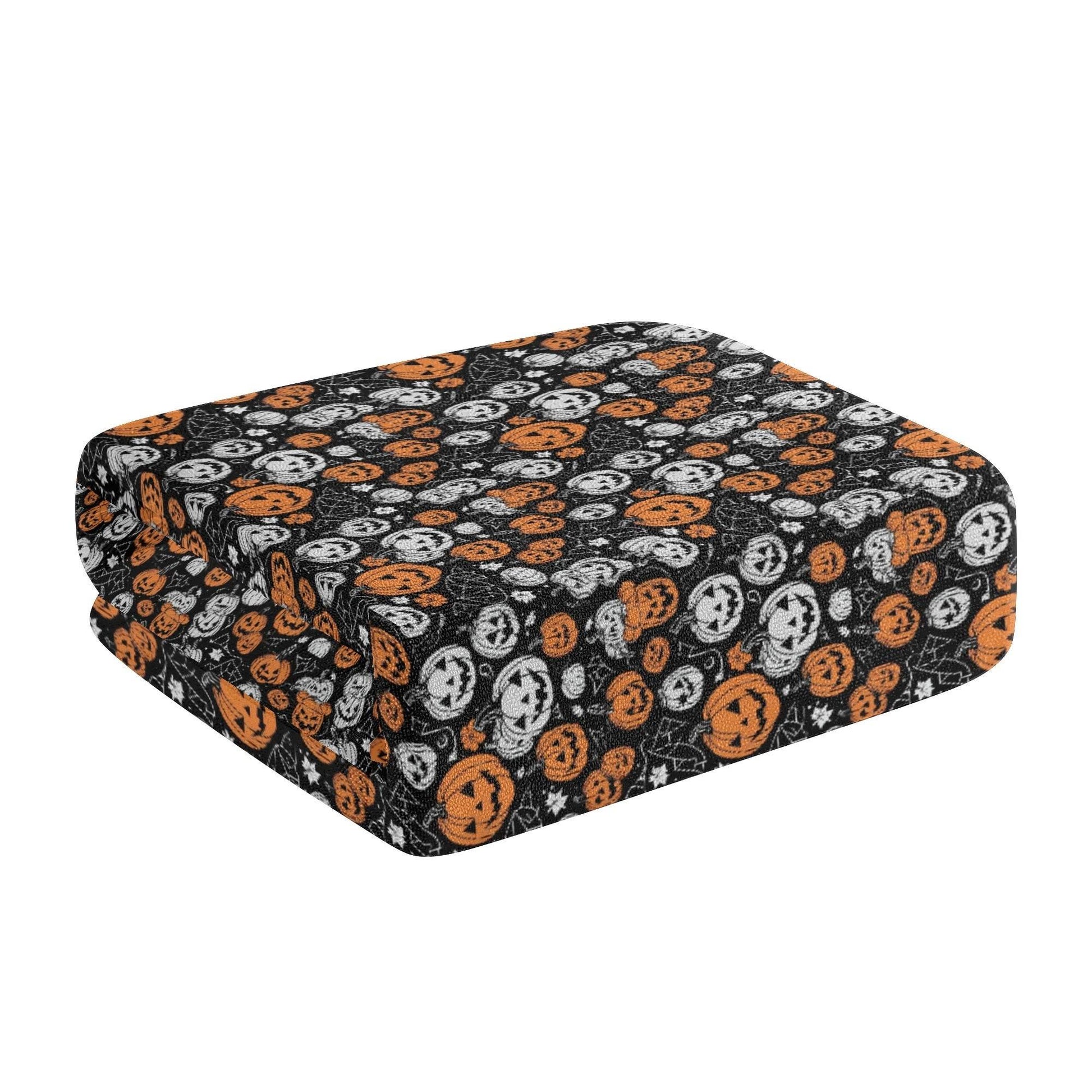 Jack-O-lantern Bath Towel - DeRose Seasonal