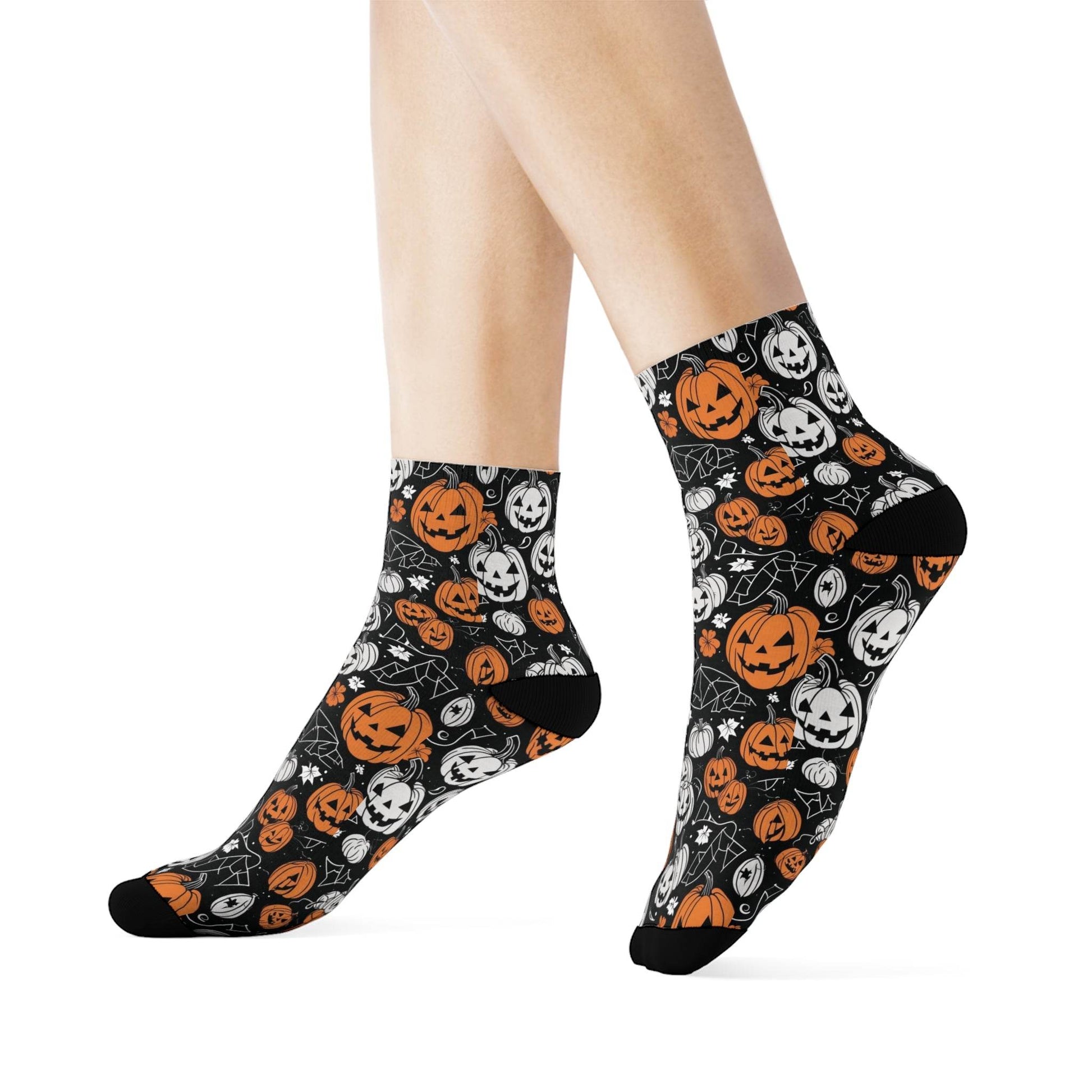 Jack-o-Lantern Crew Socks 3 sizes - DeRose Seasonal