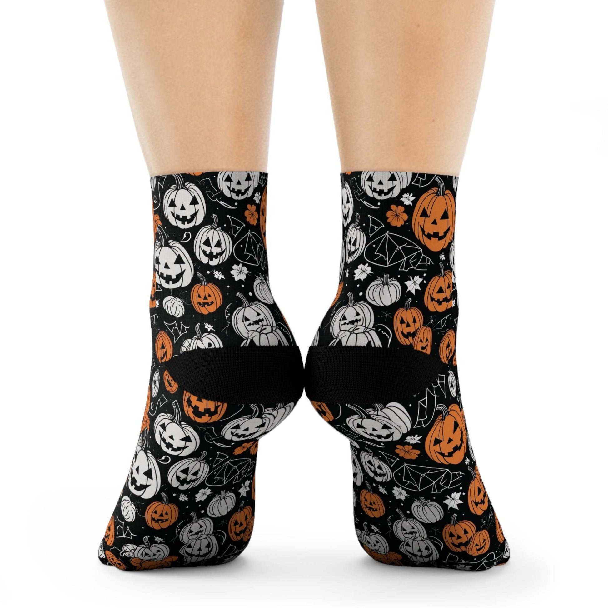 Jack-o-Lantern Crew Socks 3 sizes - DeRose Seasonal