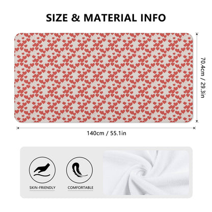 Minimal Hearts Bath Towel - DeRose Seasonal
