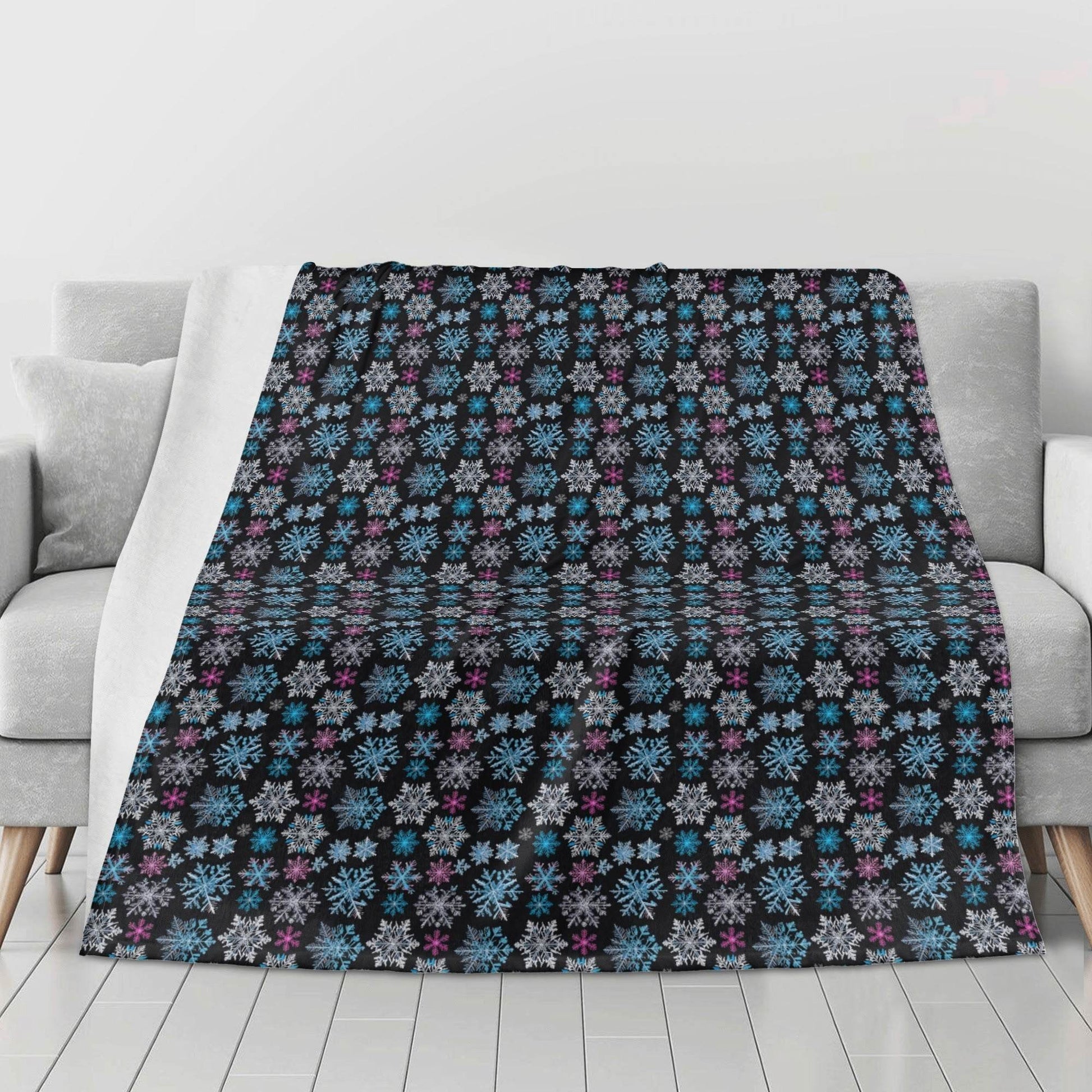 Party Snowflake Flannel Breathable Blanket 4 Sizes - DeRose Seasonal