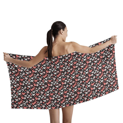 Red Hearts Bath Towel - DeRose Seasonal