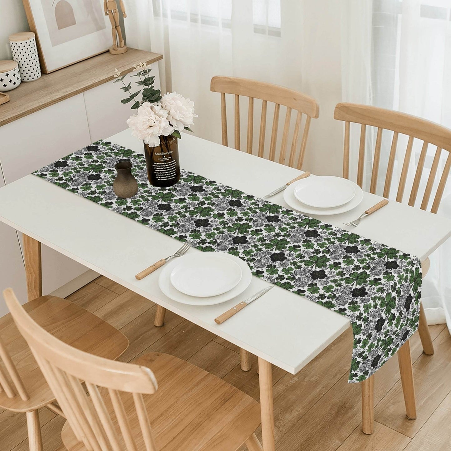 Scribbled Clover Polyester Table Runner - DeRose Seasonal