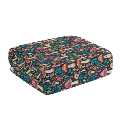 Shroomy Bath Towel - DeRose Seasonal