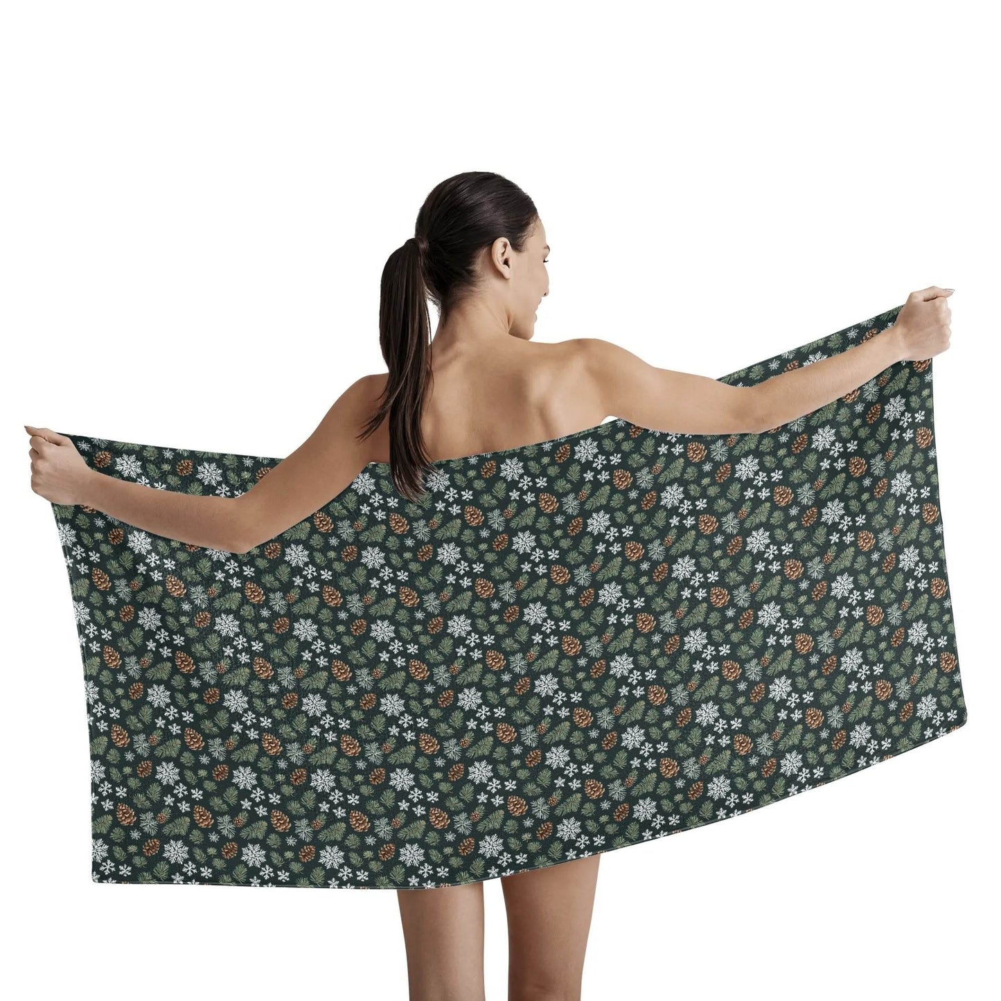 Snowflake Pine Bath Towel - DeRose Seasonal