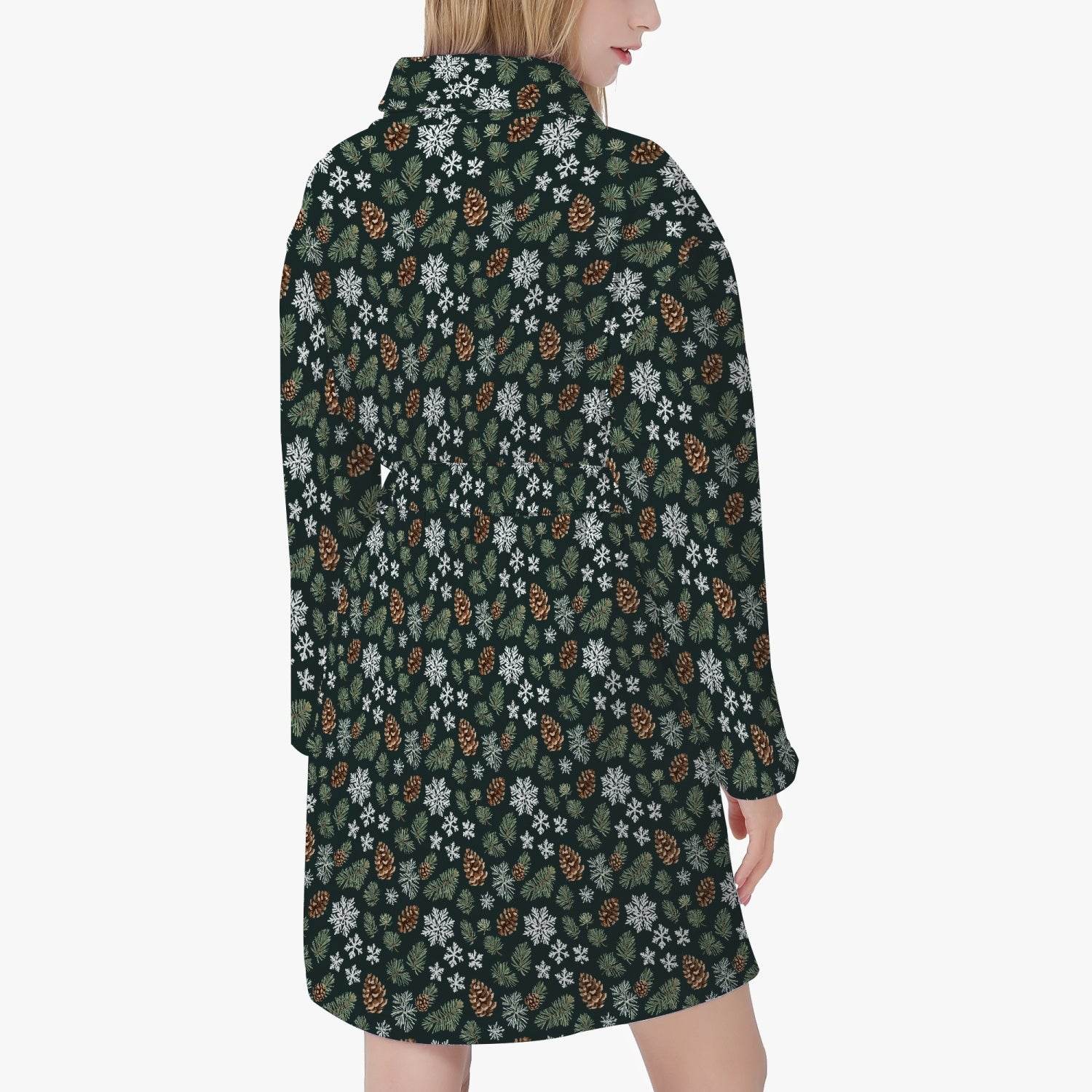 Snowflake Pine Women's Loose-fitting Bathrobe - DeRose Seasonal