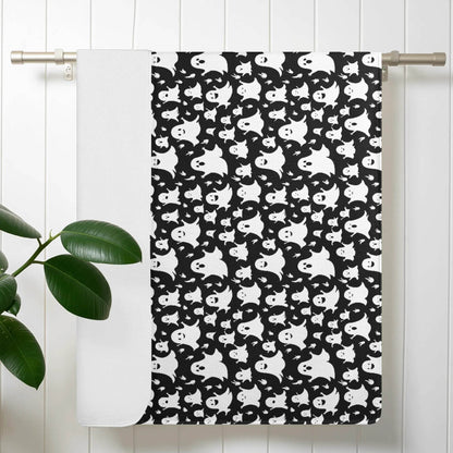 Spooky Ghost Bath Towel - DeRose Seasonal