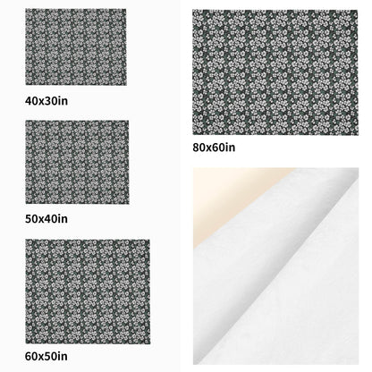 White Clover Flannel Breathable Blanket 4 Sizes - DeRose Seasonal