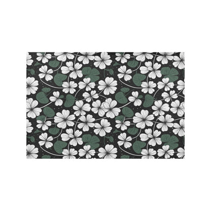 White Clover Table Placemat (set of 6) Placemats 12" x 18" (Set of 6) DeRose Seasonal