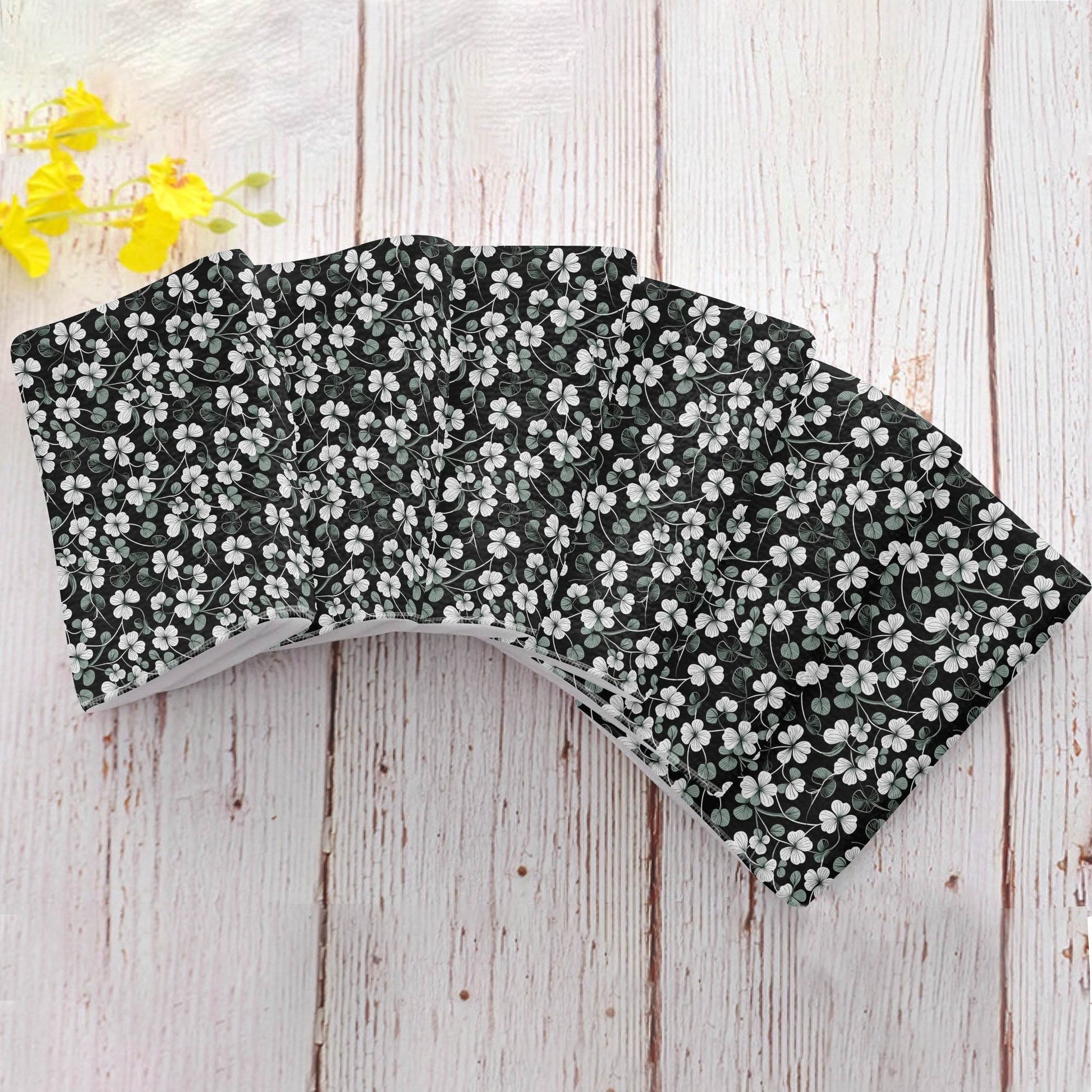 White and Green Clover Hand Towels (6 Pcs) - DeRose Seasonal