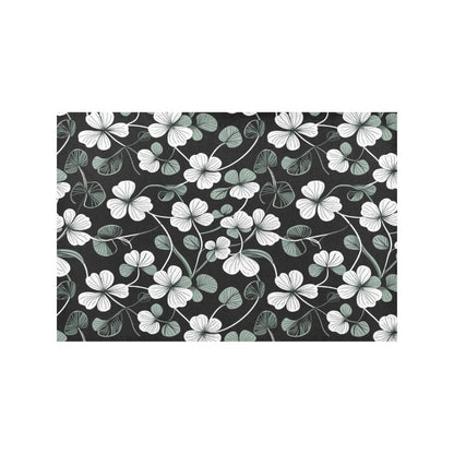 White and Green Clover Table Placemat (set of 6) Placemats 12" x 18" (Set of 6) DeRose Seasonal