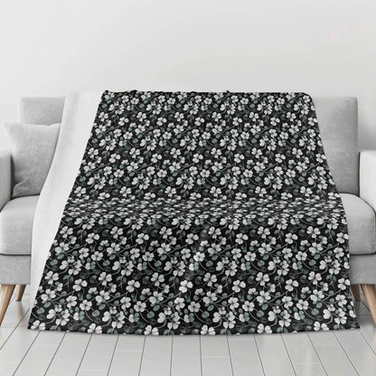 White and Green Clovers Flannel Breathable Blanket 4 Sizes - DeRose Seasonal