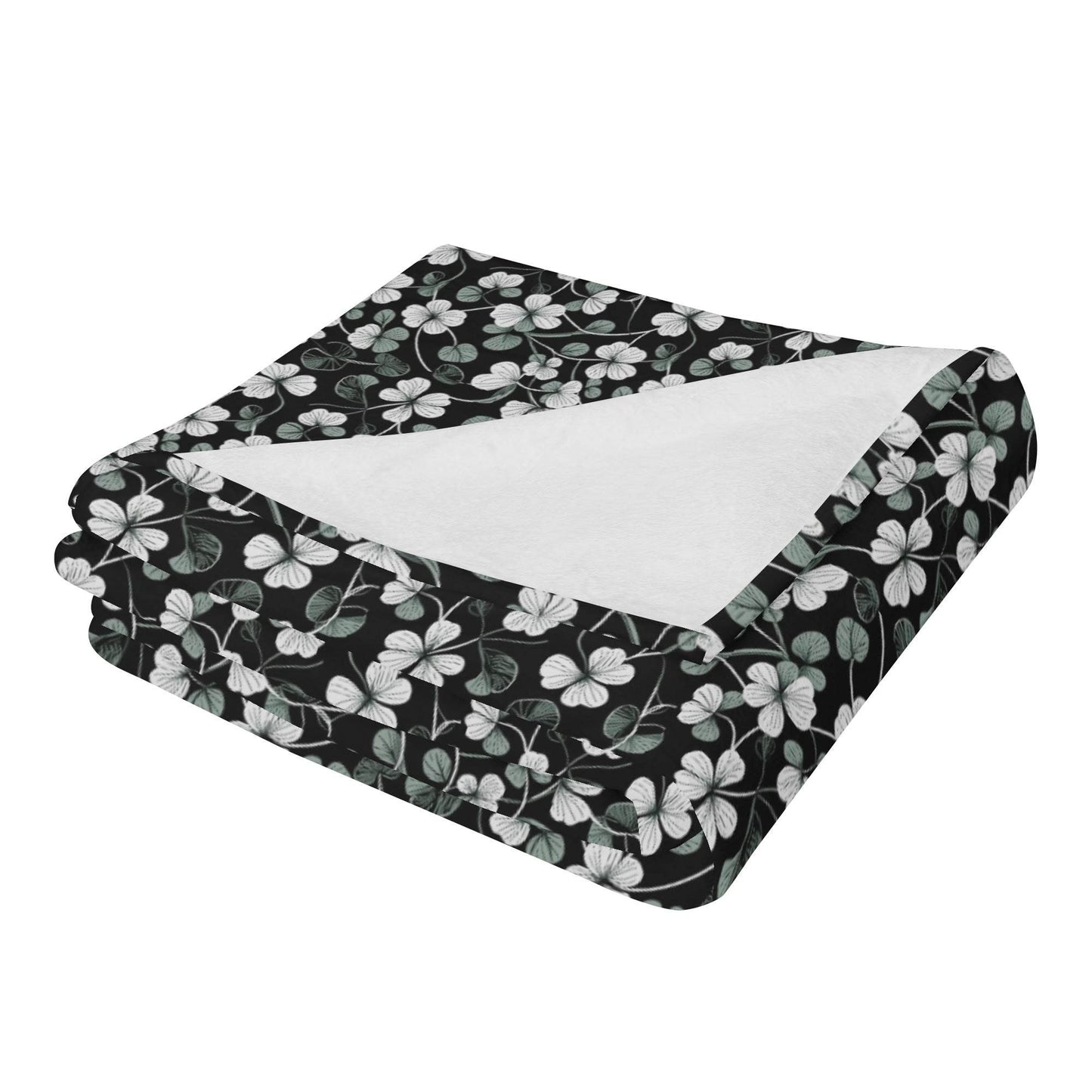 White and Green Clovers Flannel Breathable Blanket 4 Sizes - DeRose Seasonal